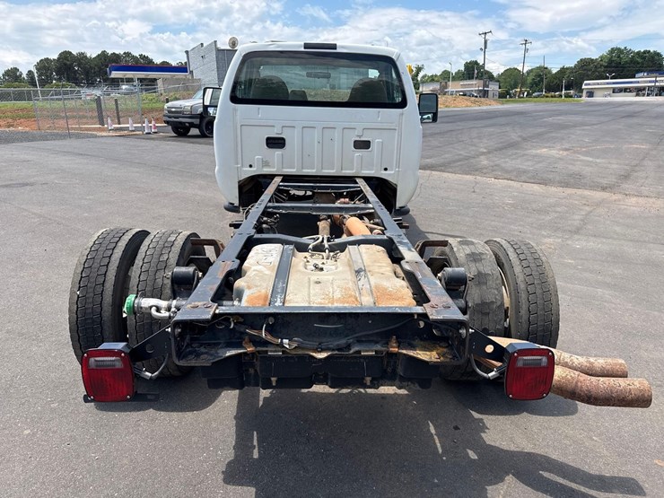 2008-ford-f550-xl-image-4