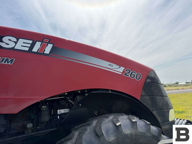 2011-case-ih-magnum-260-image-61