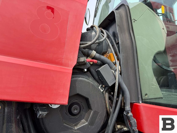 2010-case-ih-magnum-180-image-69
