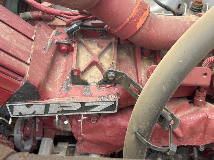 2016-mack-granite-gu713-image-62