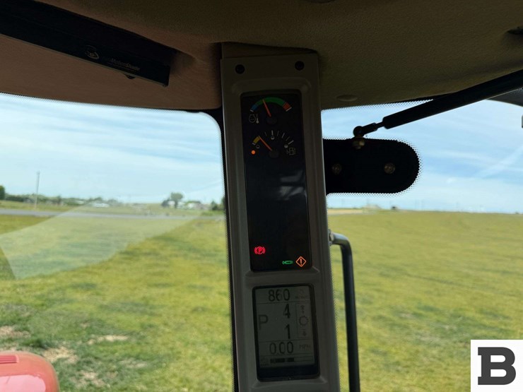 2015-case-ih-steiger-420-rowtrac-image-97