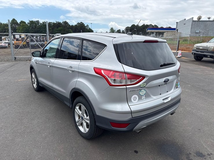 2015-ford-escape-image-3
