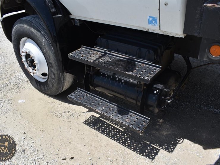 2007-international-durastar-4400-image-25