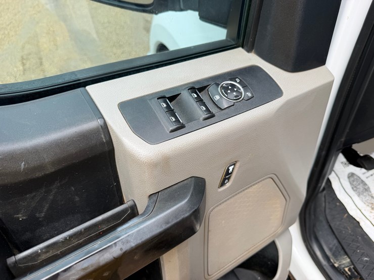 2019-ford-f250-image-10