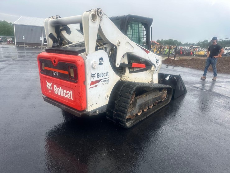 2019-bobcat-t770-image-7