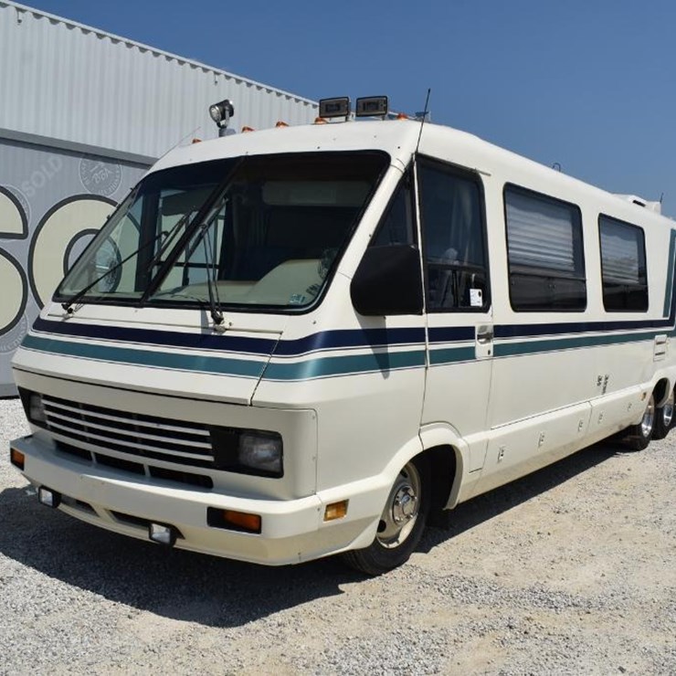 1988 CHEVROLET WINNEBAGO 42962
