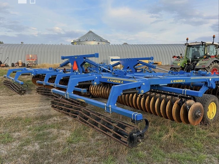 2023-landoll-7530-32-image-6