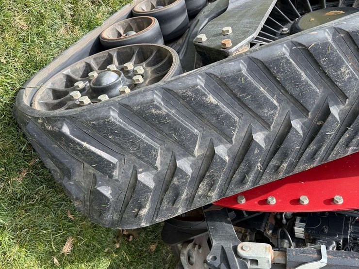 2015-case-ih-steiger-420-rowtrac-image-39