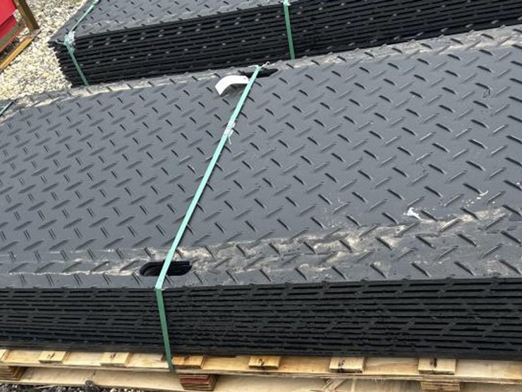 #117-•-(15)-ground-protection-mats---4'-x-8'-x-0.5"-image-1