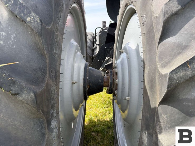 2013-case-ih-magnum-290-image-36