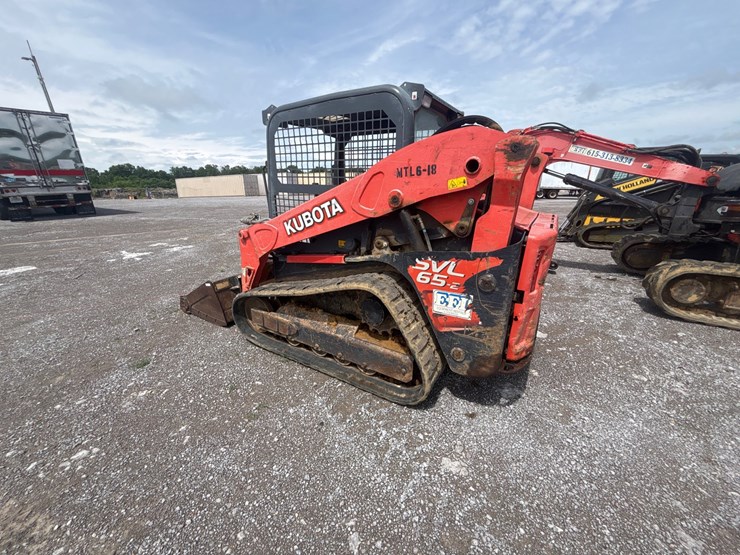 kubota-svl65-2-image-4