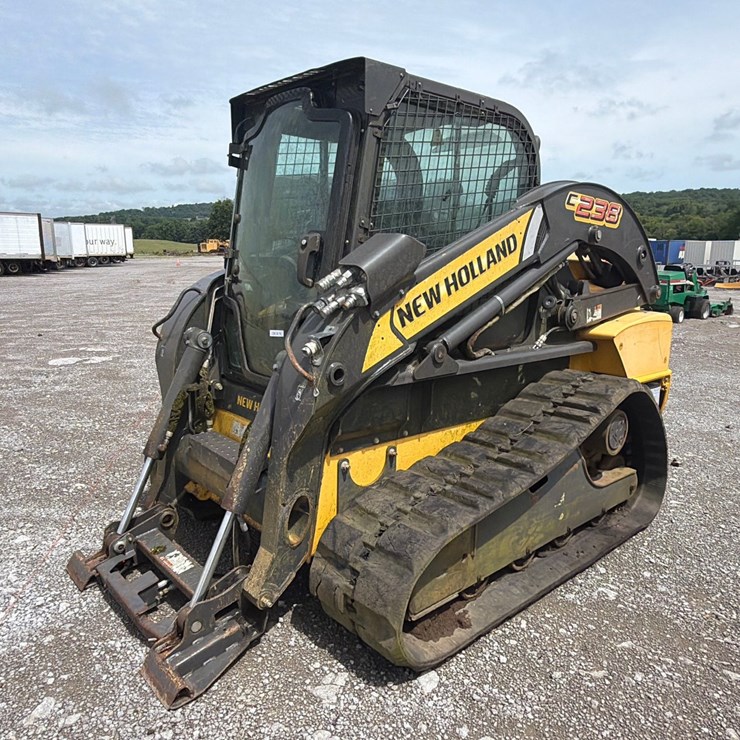 NEW HOLLAND C238