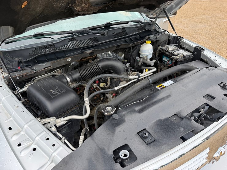 2015-dodge-ram-1500-image-8