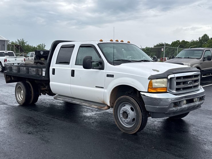 2001-ford-f550-image-7