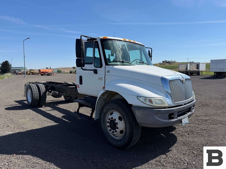 2006-international-durastar-4200-image-7