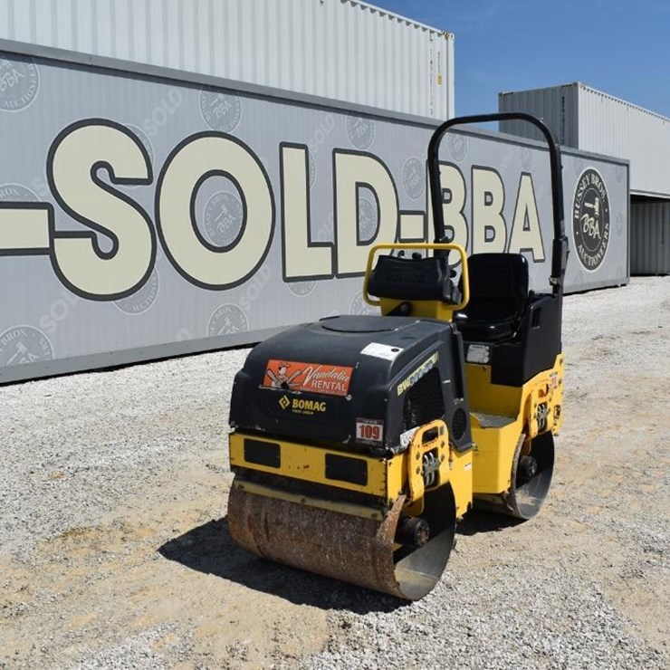 2017 BOMAG BW900-50