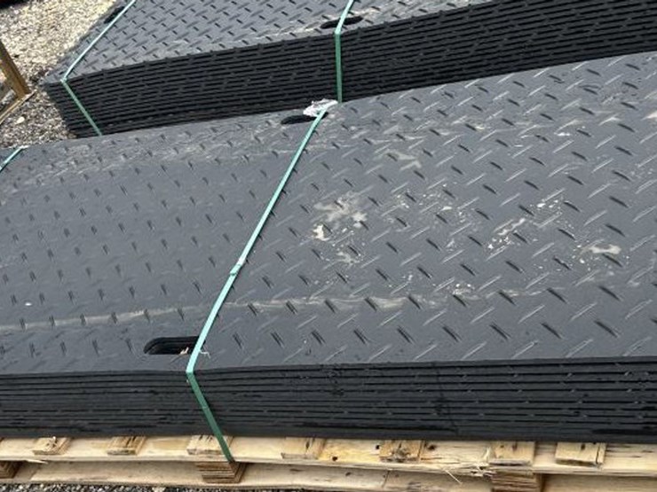 #11-•-(15)-ground-protection-mats---4'-x-8'-x-0.5"-image-1