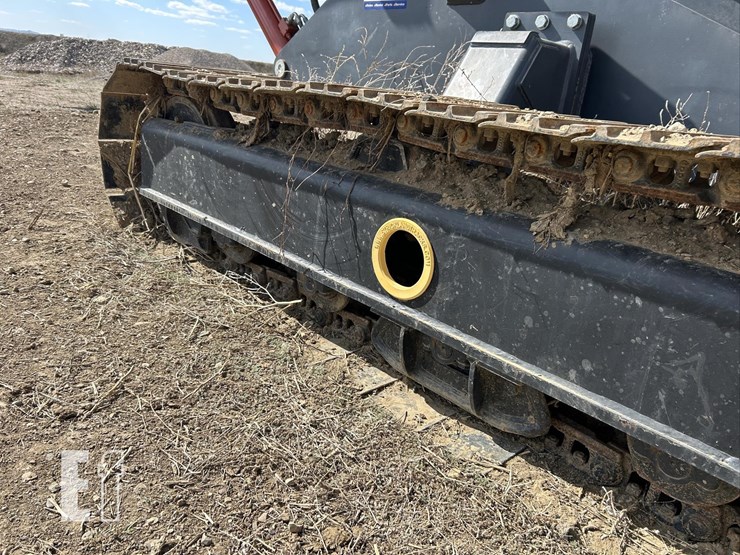 2019-superior-f42x75-image-23