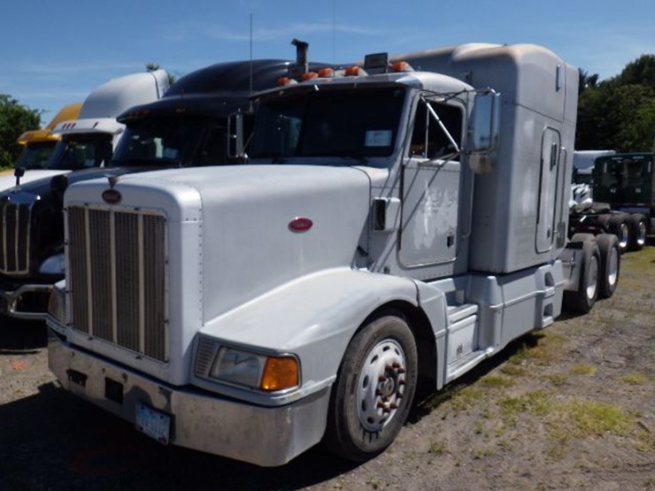 1993-peterbilt-377-image-1