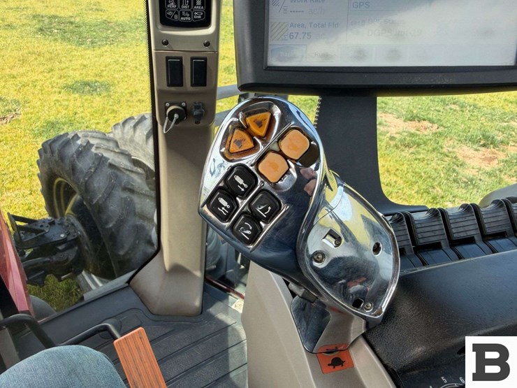 2013-case-ih-magnum-290-image-95
