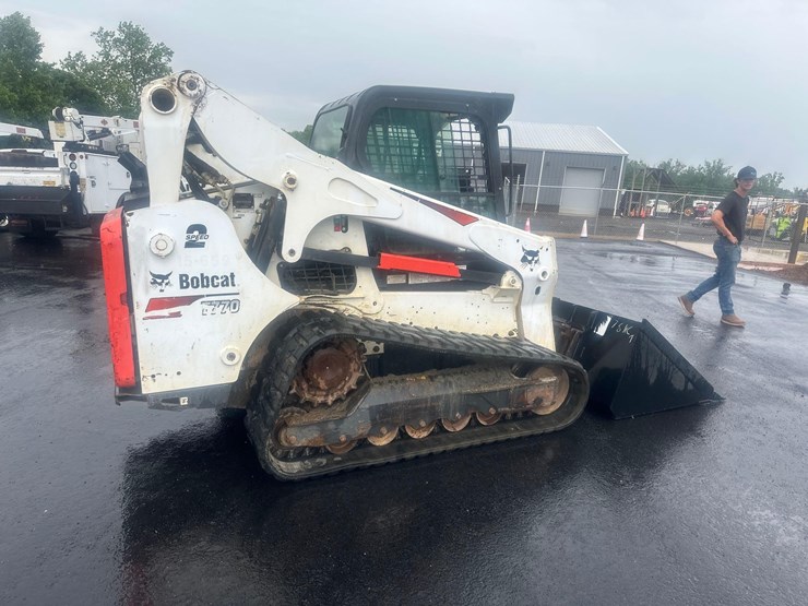 2019-bobcat-t770-image-2