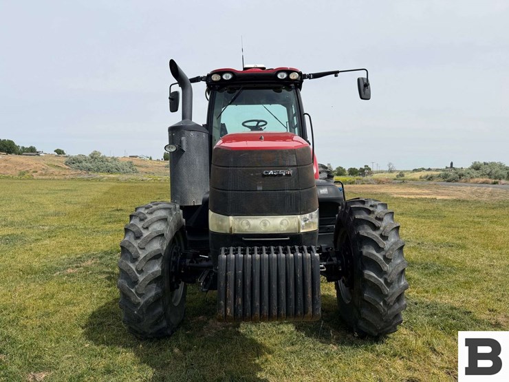 2015-case-ih-magnum-180-image-10