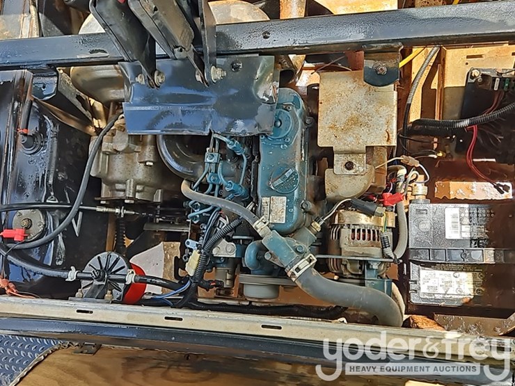 2018-club-car-carryall-1700-image-28