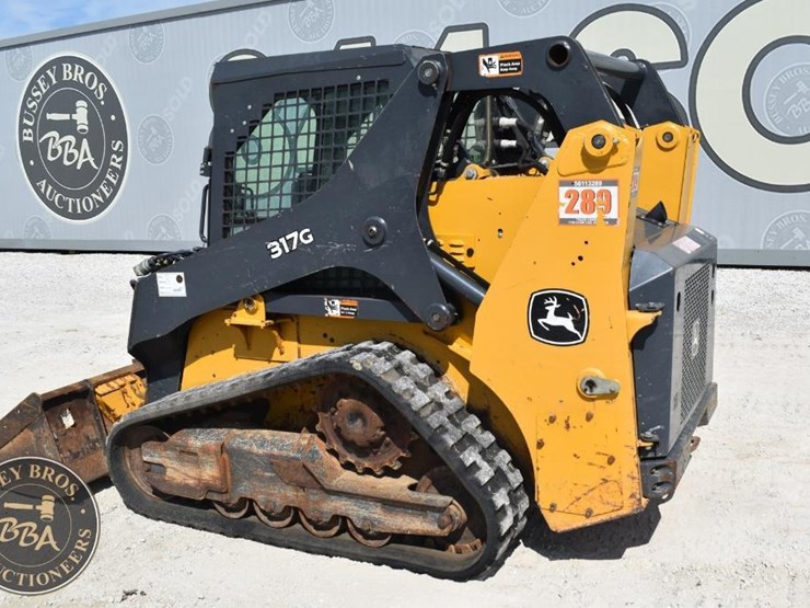 2019-deere-317g-42975-image-12
