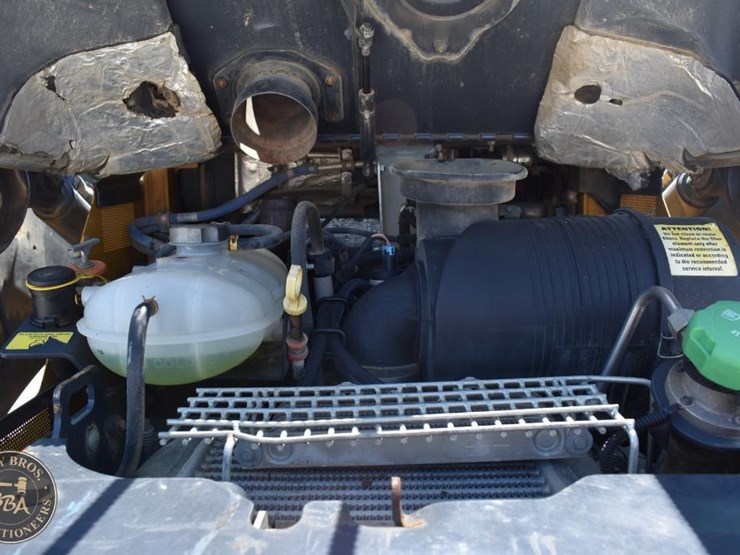 2019-deere-333g-image-28