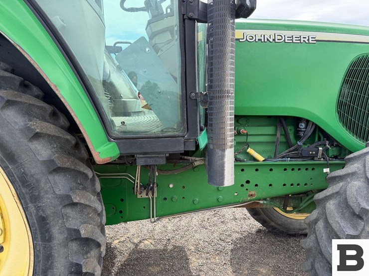 2005-john-deere-7420-image-36