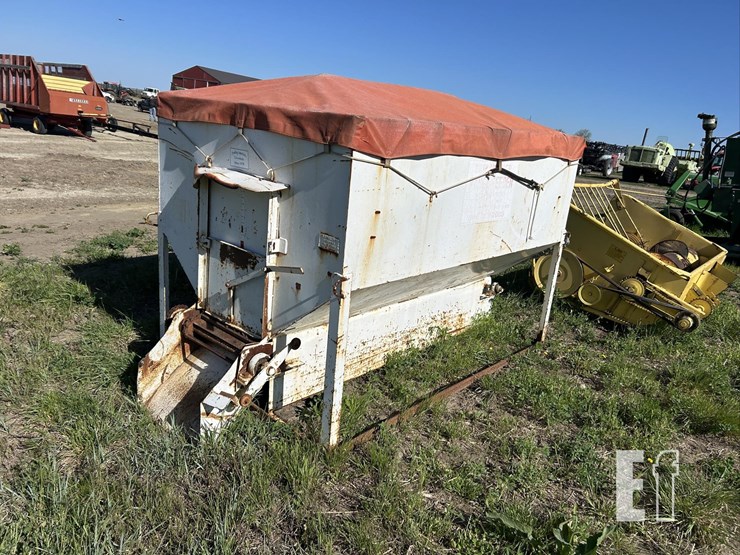 t&s-mfg-trip-hopper/range-feeder-3996-image-7