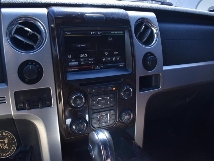 2013-ford-f150-platinum-image-29