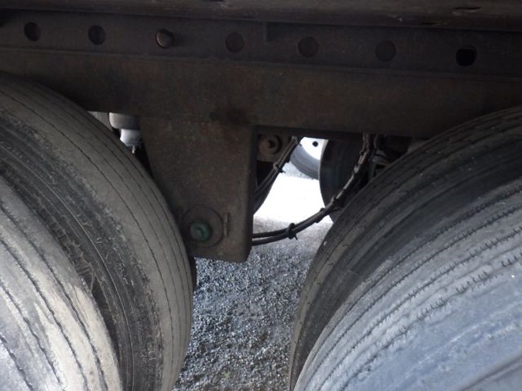 2009-utility-3000r-image-13