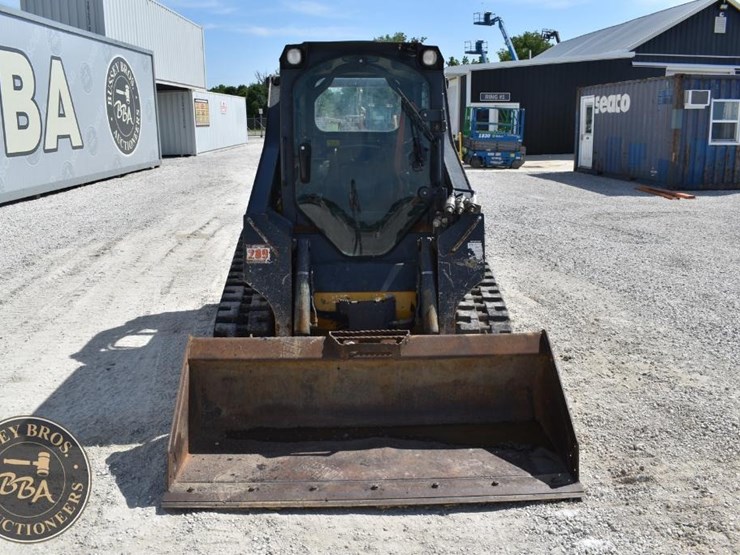 2019-deere-317g-42975-image-25