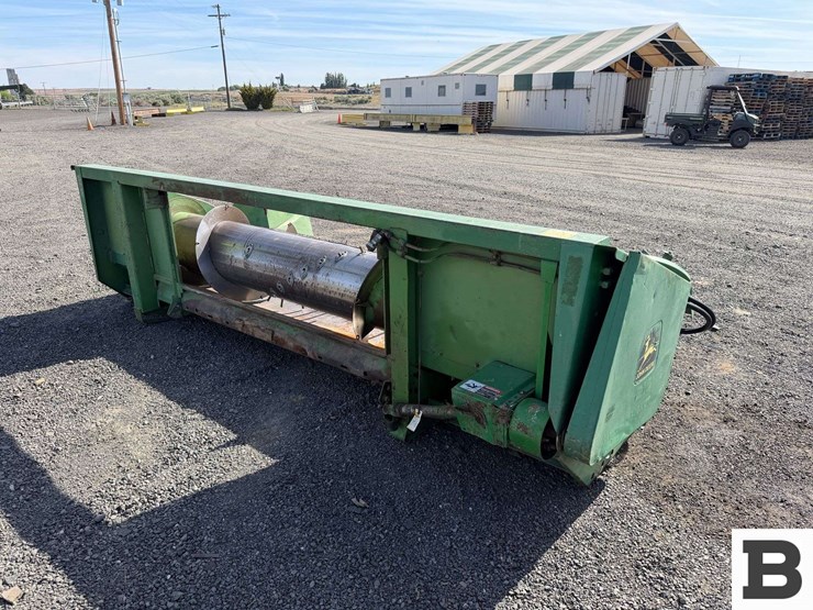 john-deere-212-image-5