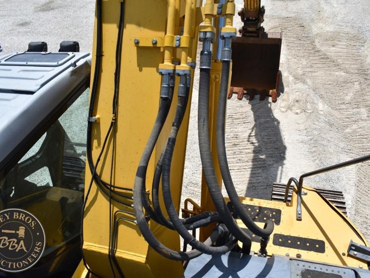 2015-komatsu-pc308us-lc-3e0-image-50