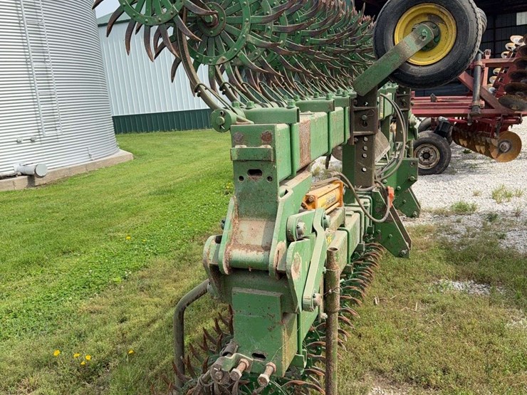 john-deere-400-image-2