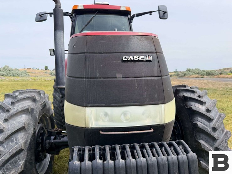 2010-case-ih-magnum-180-image-12