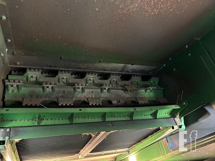 2016-john-deere-s680-image-29