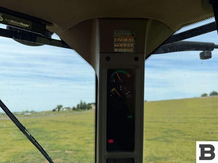 2015-case-ih-magnum-180-image-87