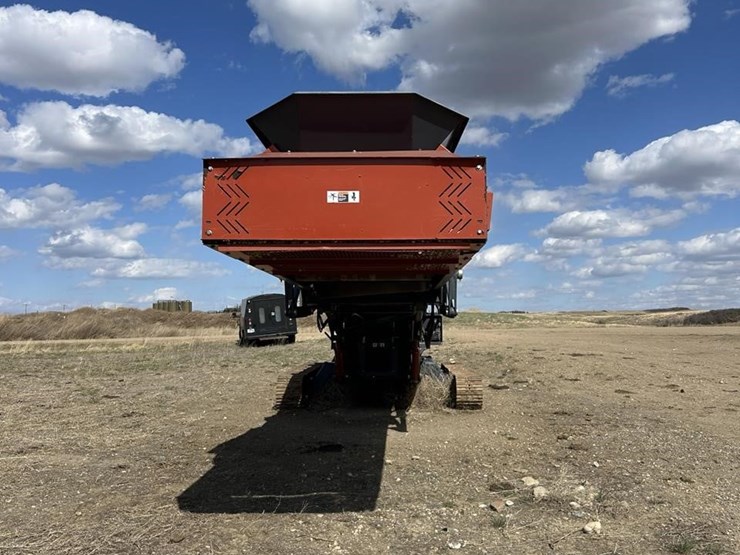 2019-superior-f42x75-image-4