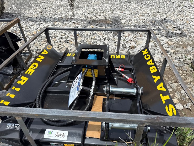 caterpillar-308-image-7