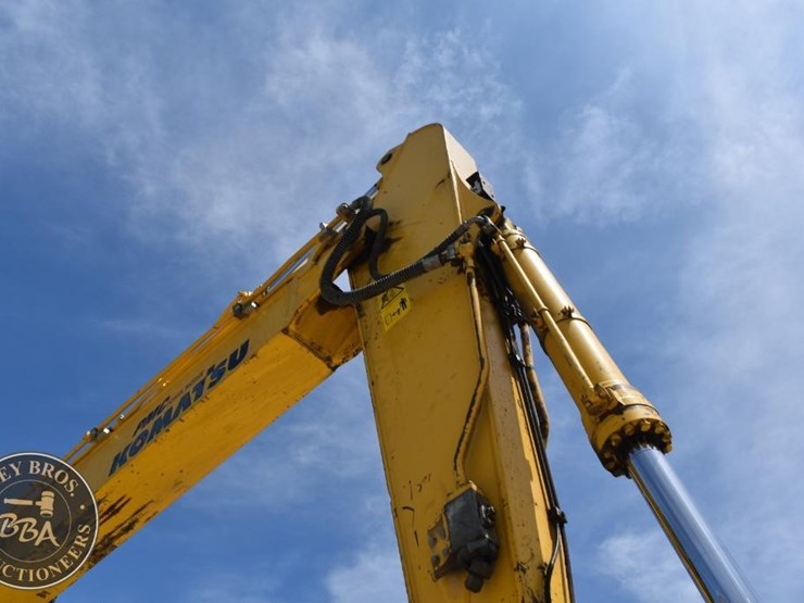 2015-komatsu-pc308us-lc-3e0-image-25
