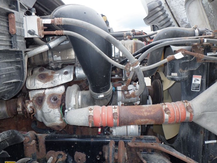 2017-freightliner-cascadia-125-image-24