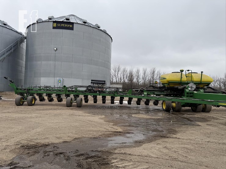 2023-john-deere-db90-image-19