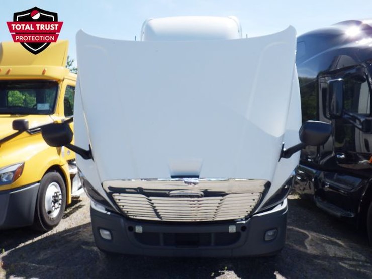 2020-freightliner-cascadia-125-image-21
