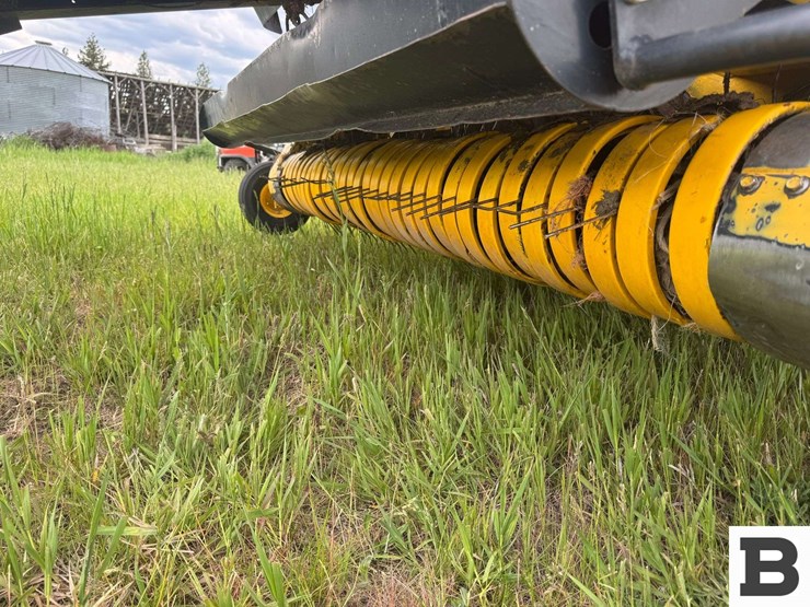new-holland-bb9080-image-9