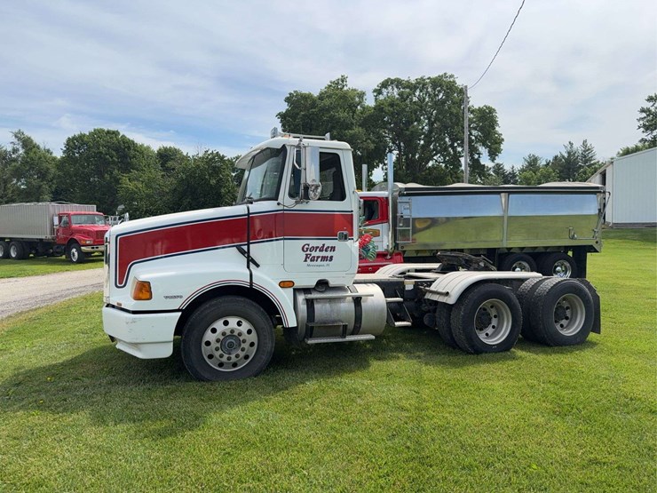 1996-cummins-m11-image-15