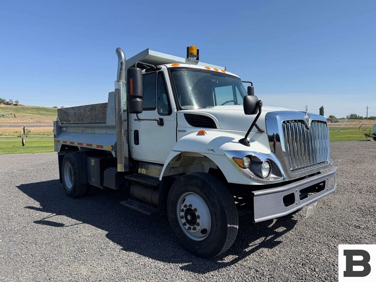 2009-international-workstar-7500-image-7