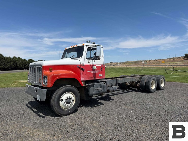 1989-international-s2500-image-1